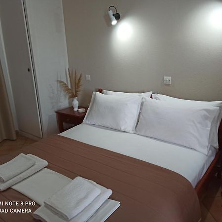 Ostria Eressos Rooms スカラ・エレソス エクステリア 写真